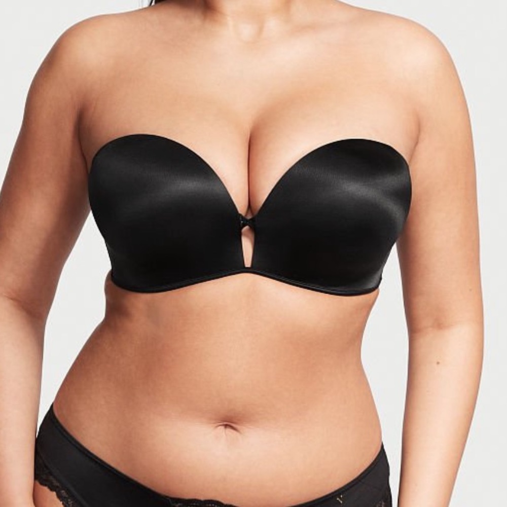 2 Victoria Secret Bombshell Strapless Bra 34C